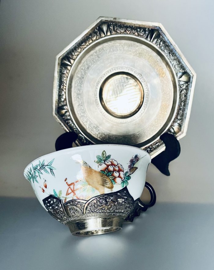 Tigela porcelana Chinesa com pires e suporte de prata - Image 1