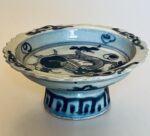 Copo com pé, decorado com Dragão, Dinastia Qing