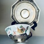 Tigela porcelana Chinesa com pires e suporte de prata