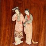 Painel com figuras esculpidas em pedra, China Séc. XX