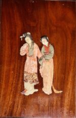 Painel com figuras esculpidas em pedra, China Séc. XX