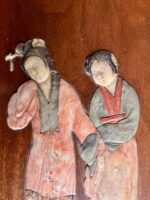 Painel com figuras esculpidas em pedra, China Séc. XX - Image 2