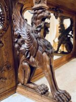 Móvel Renascentista em Carvalho Francês - Image 11